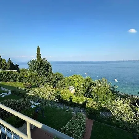 Oasi Al Lago Con Piscina Apartment