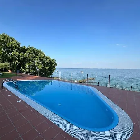 Oasi Al Lago Con Piscina